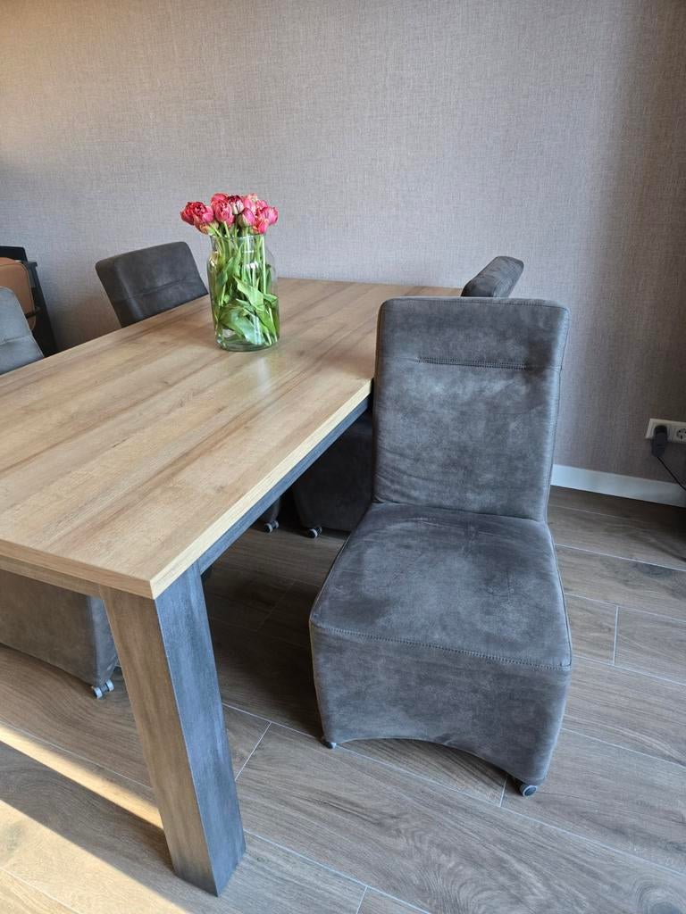 Leenbakker eetkamerstoel - Grijs (4 stuks), Huis en Inrichting, Stoelen, Ophalen, Zo goed als nieuw, Vier, Stof