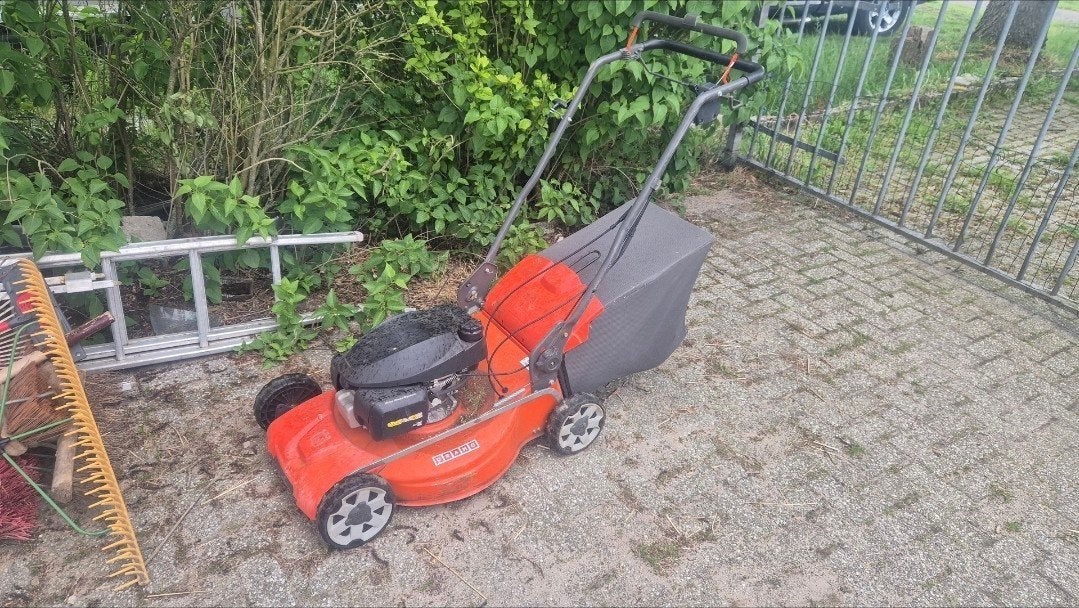 Husqvarna grasmaaier te koop, Ophalen of Verzenden, Gebruikt