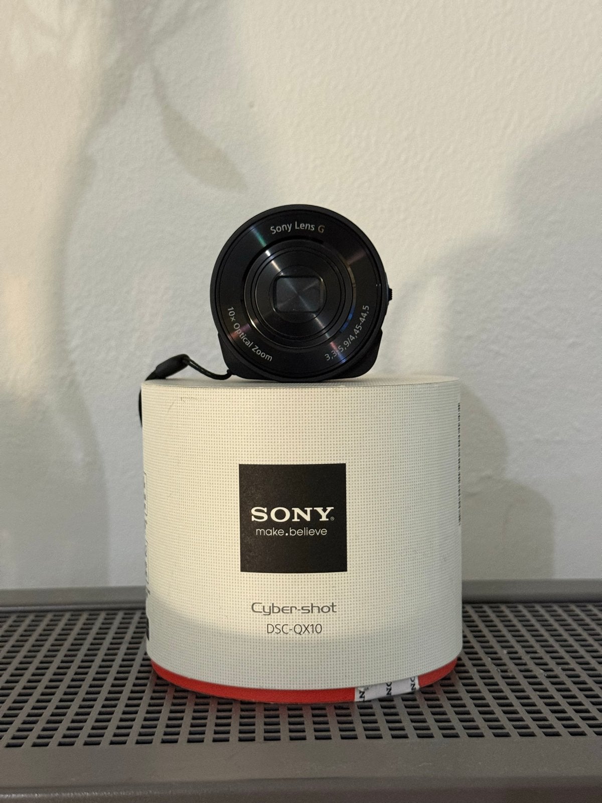 Sony Cyber-shot DSC-QX10 zo goed als nieuw + 2 accu's, Audio, Tv en Foto, Fotocamera's Digitaal, Ophalen of Verzenden, Zo goed als nieuw