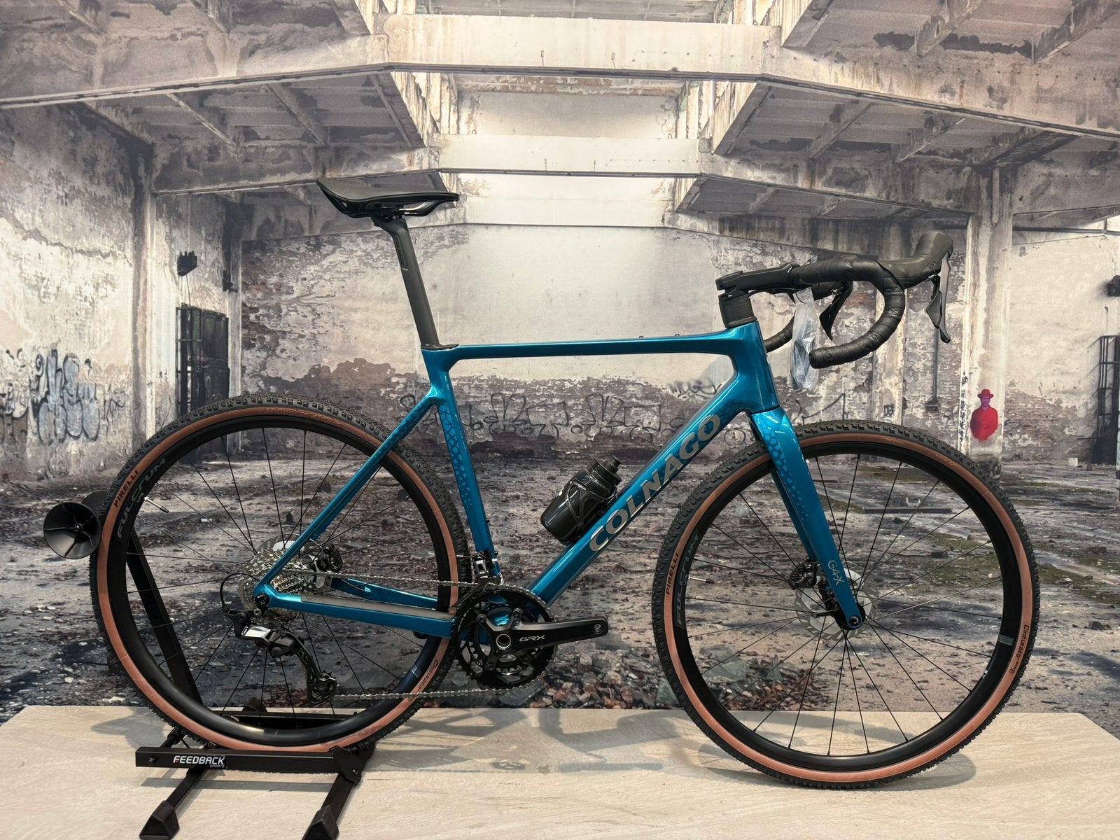 Colnago g4x blauw shimano grx mechanisch gravelfiets