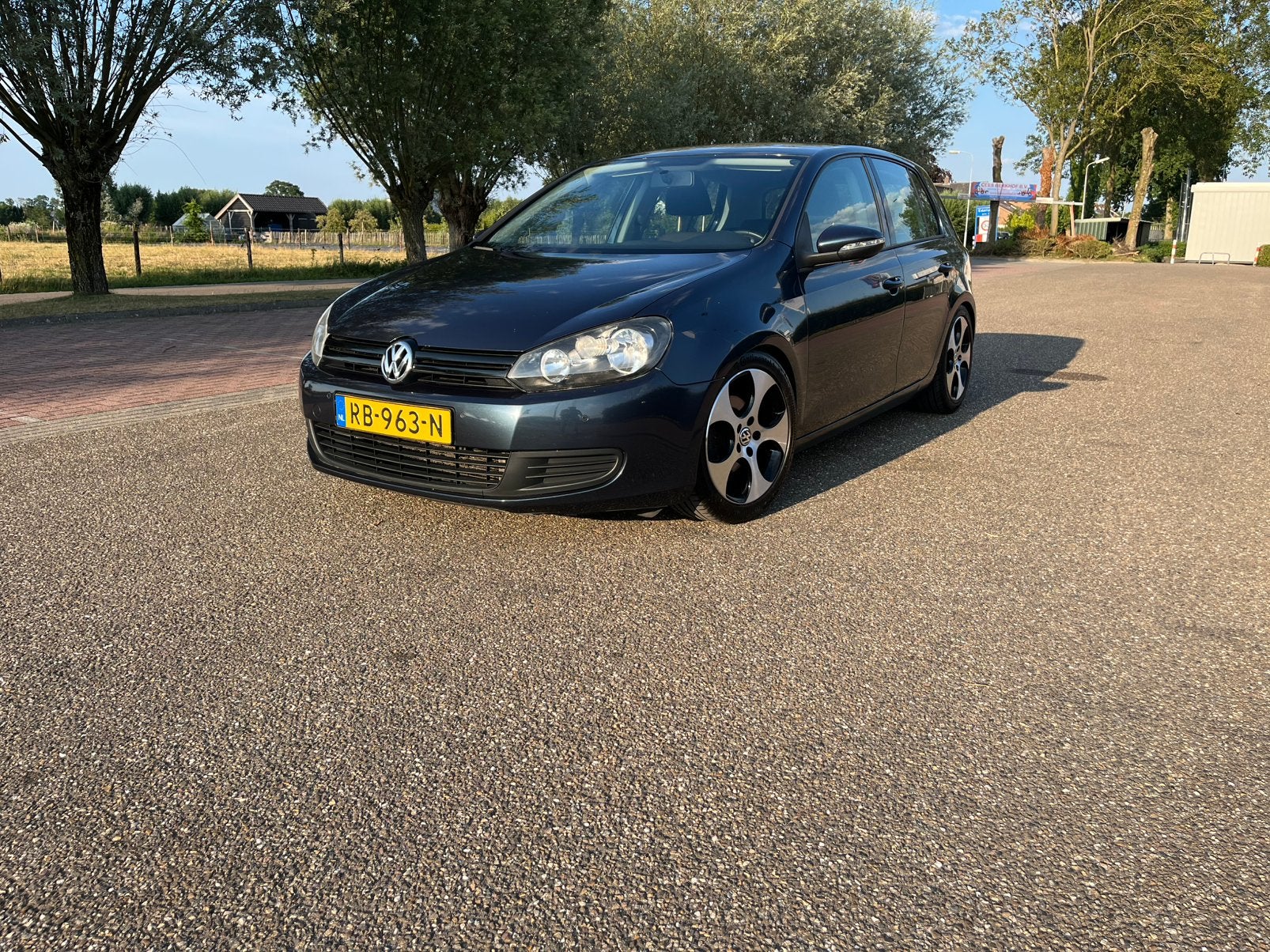 Volkswagen Golf 1.4 16V 59KW 5D 2009 Blauw, Auto's, Voorwielaandrijving, 4 cilinders, Blauw, 49 €/maand