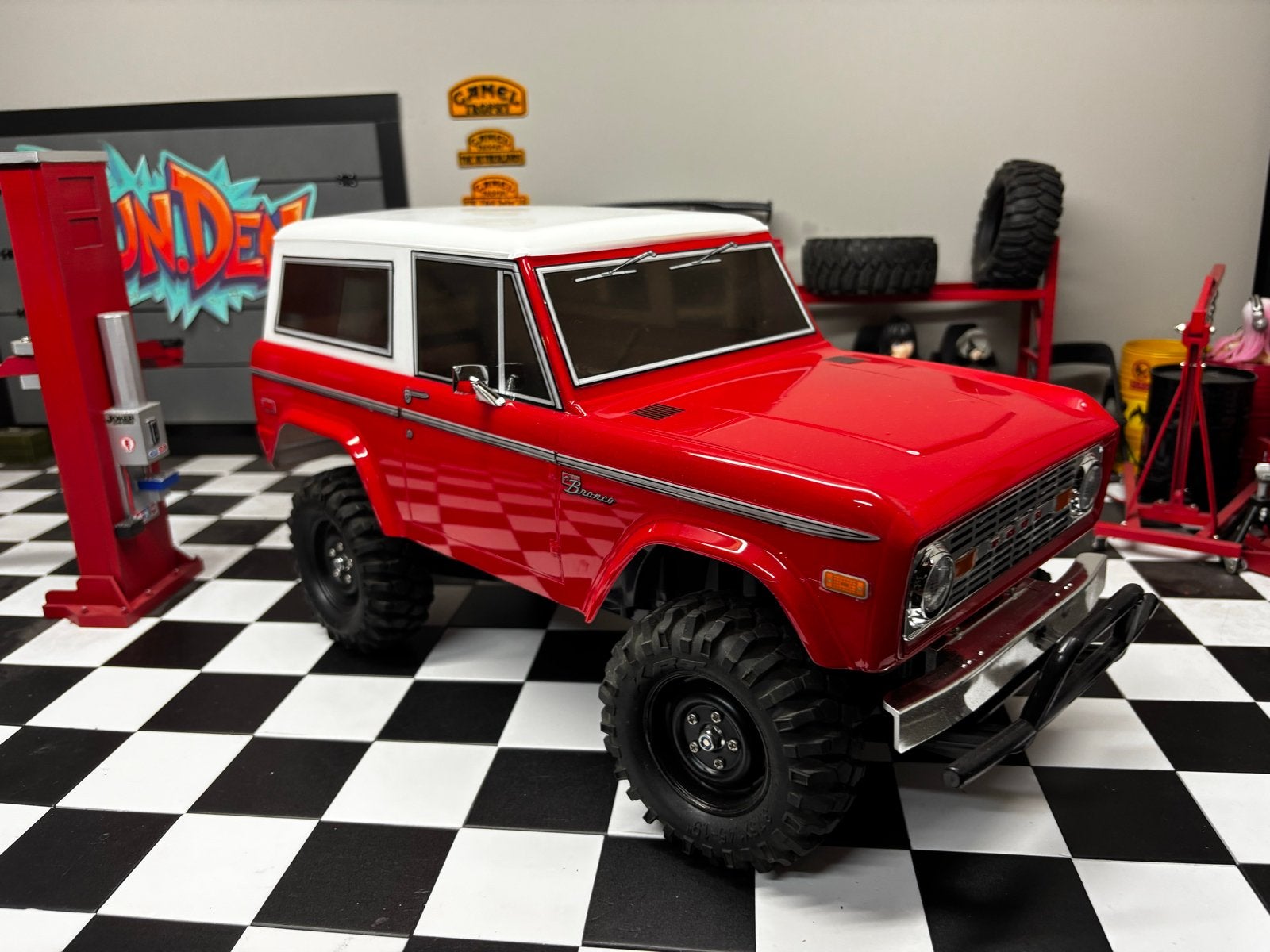 Tamiya Ford Bronco 1973 CC-01 RC Auto - Nieuw, Hobby en Vrije tijd, Modelbouw | Radiografisch | Auto's, Elektro, Auto offroad