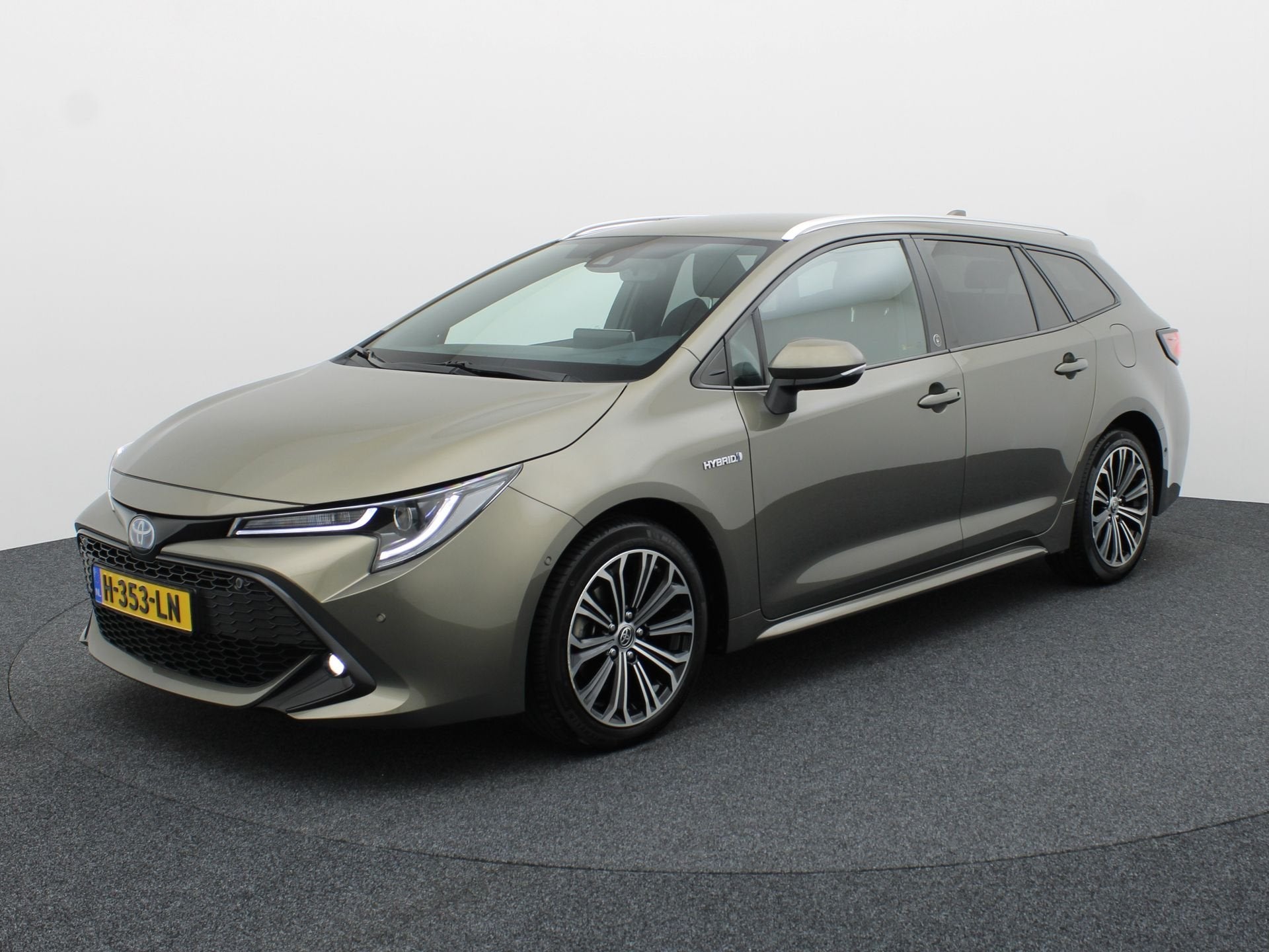 Toyota Corolla Touring Sports 1.8 Hybrid Dynamic | Keyless |, 12 maanden, Gebruikt, 4 cilinders, Corolla