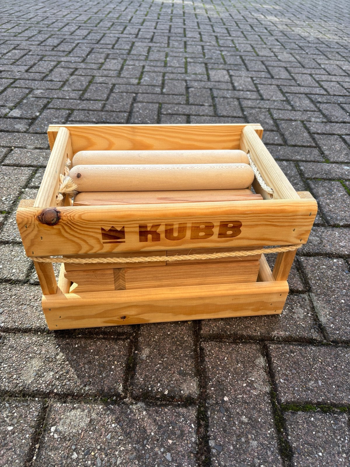 Nieuw Kubb spel in houten krat, Ophalen, Nieuw