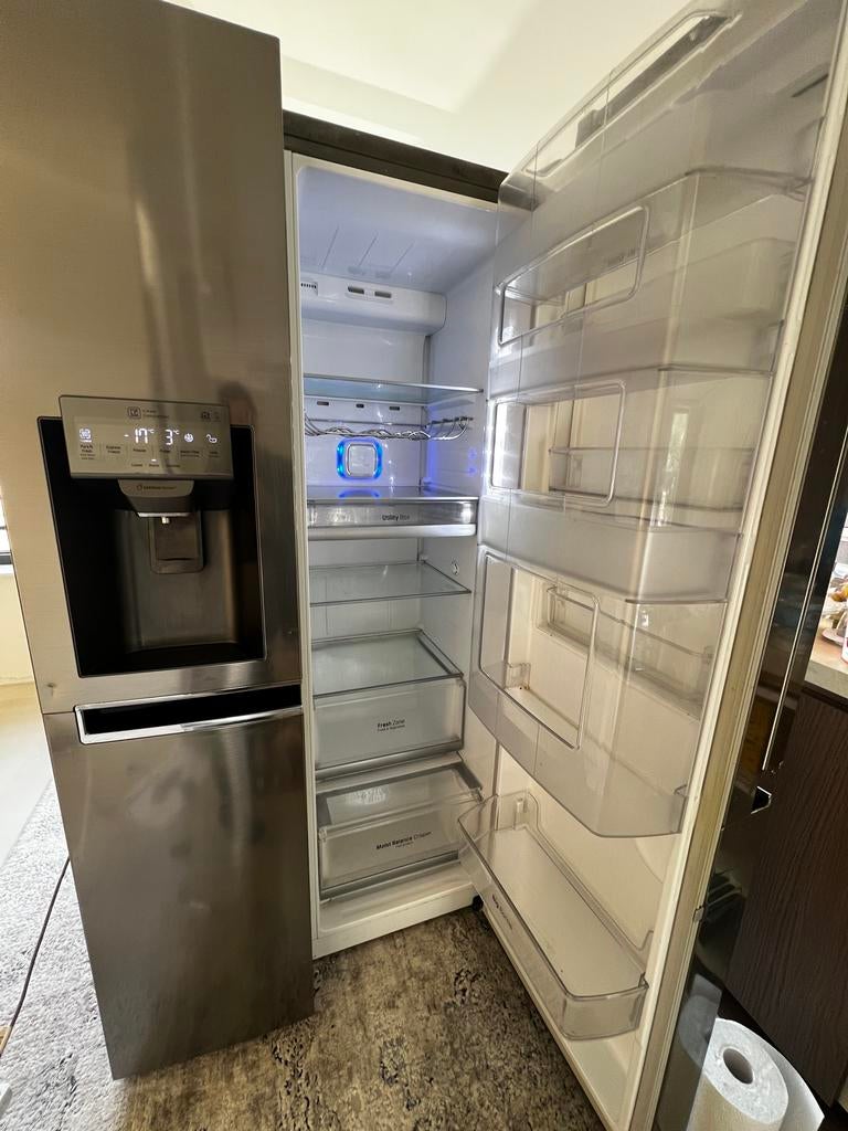 LG Side-by-Side Amerikaanse Koelkast met vriezer, Ophalen, Gebruikt, 200 liter of meer, 60 cm of meer