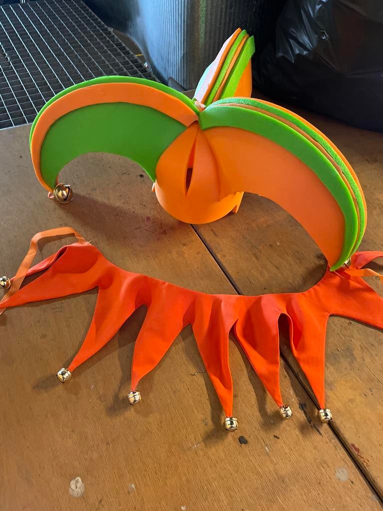 4 Narrenmutsen met Kragen - Groen, Oranje, Groen/Oranje, Ophalen, Nieuw, Overige maten