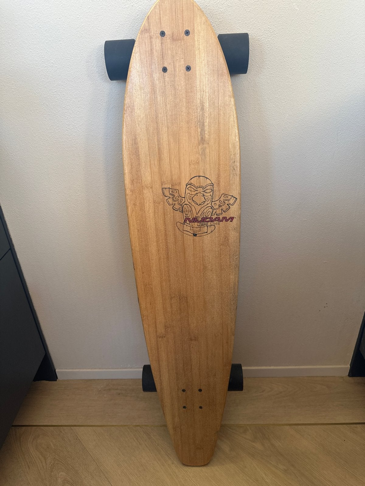 Nieuwstaat Longboard Nijdam- Ideaal voor Cruisen en Carven, Sport en Fitness, Ophalen, Zo goed als nieuw, Overige typen, Longboard