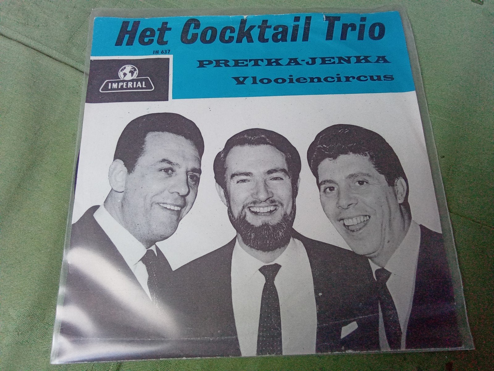 Het Cocktail Trio.           Vlooiencircus, Verzenden, Gebruikt, 7 inch, Nederlandstalig