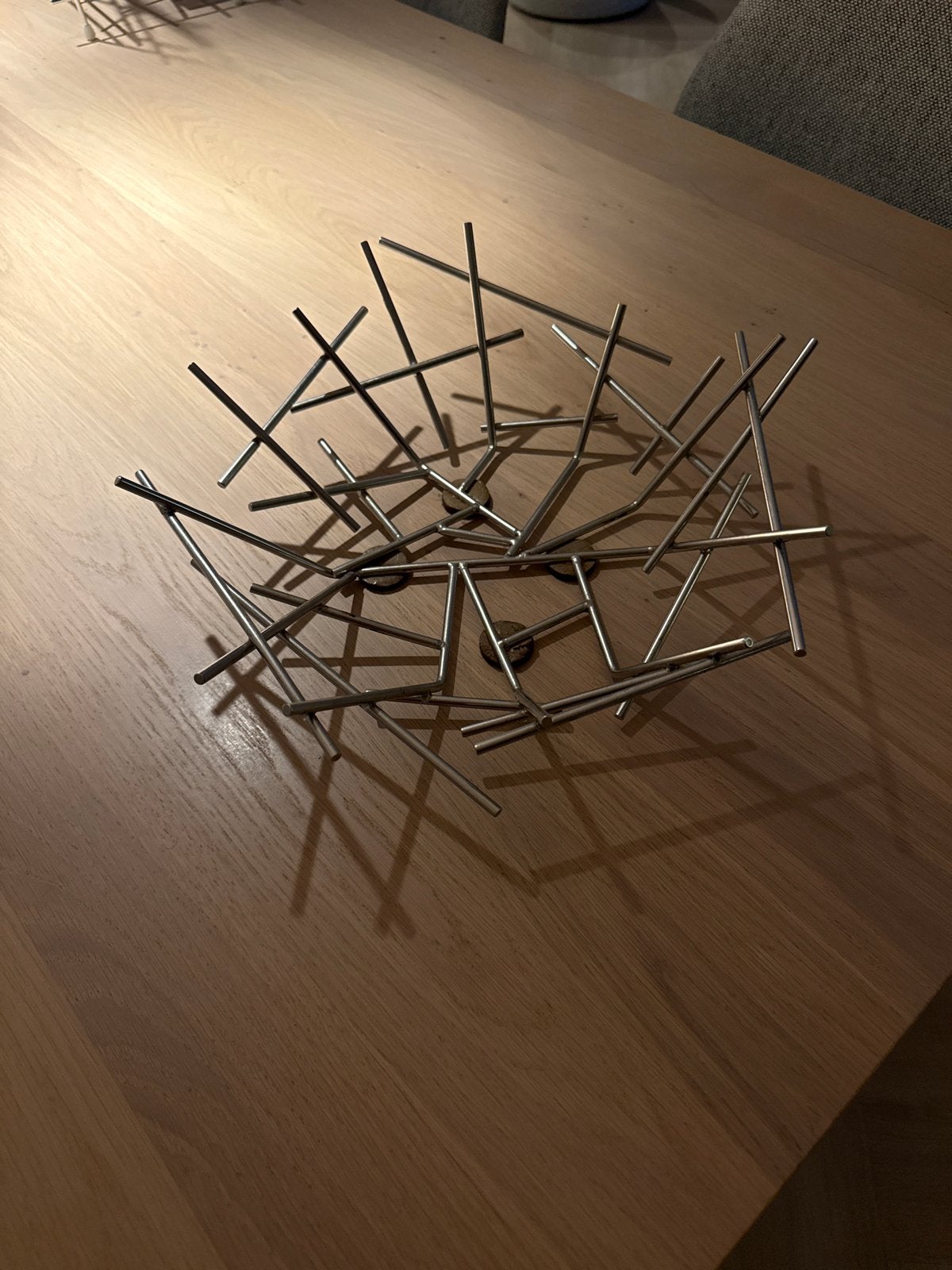 Moderne metalen fruitschaal van Alessi- Zo goed als nieuw, Schaal, Ophalen of Verzenden, Zo goed als nieuw, Metaal