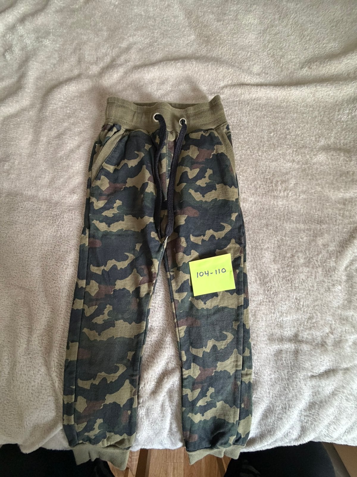 Sportieve broek maat 104 - Tom DU, Ophalen of Verzenden, Zo goed als nieuw, Jongen, Broek