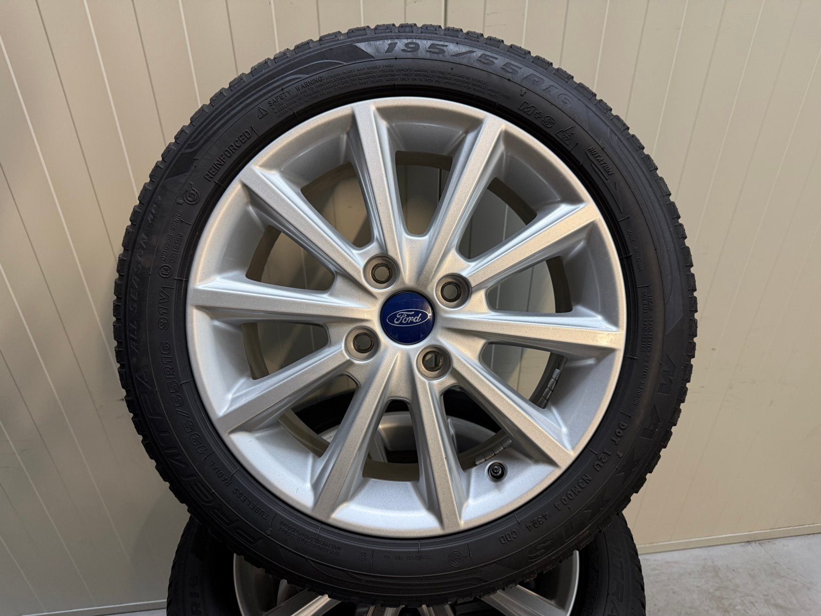 Originele Ford Fiesta MK8 16 inch 4x108 allseason TPMS