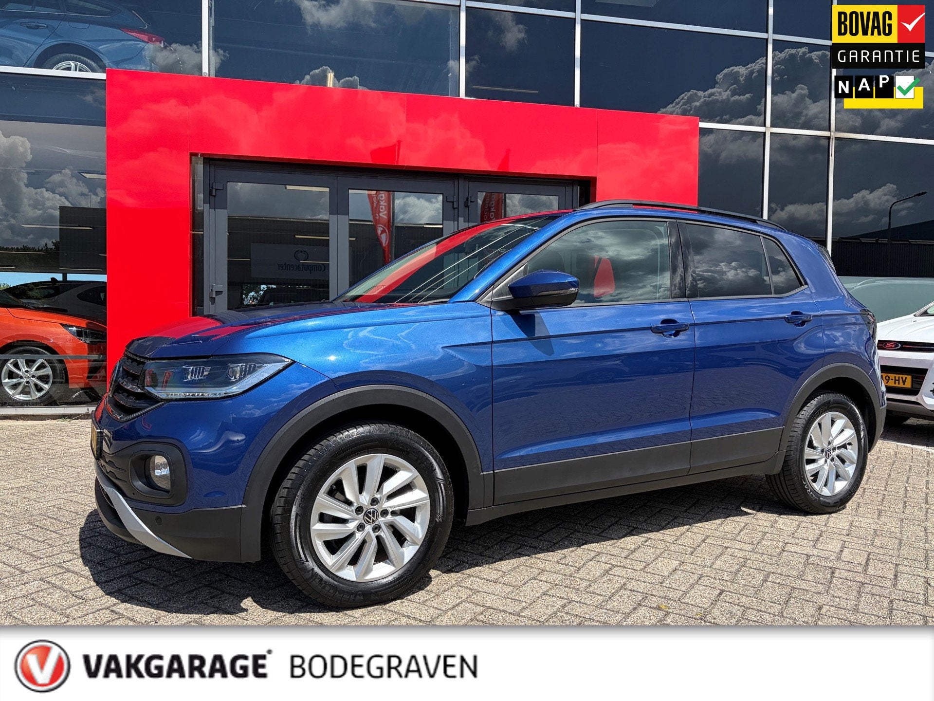 Volkswagen T-Cross 1.0 TSI Life Business / carplay, Auto's, Volkswagen, Gebruikt, 95 pk, Blauw, Origineel Nederlands