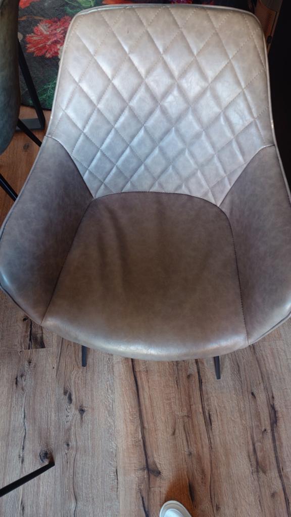 Set van 6 eetkamerstoelen Amira modern en comfortabel, Gebruikt, Overige kleuren, Ophalen of Verzenden, Vijf, Zes of meer stoelen