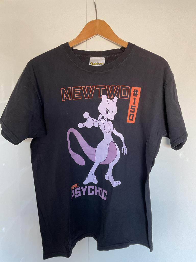 Zwart Pokémon Mewtwo T-shirt Maat M, Ophalen of Verzenden, Gedragen, Maat 48/50 (M), Zwart