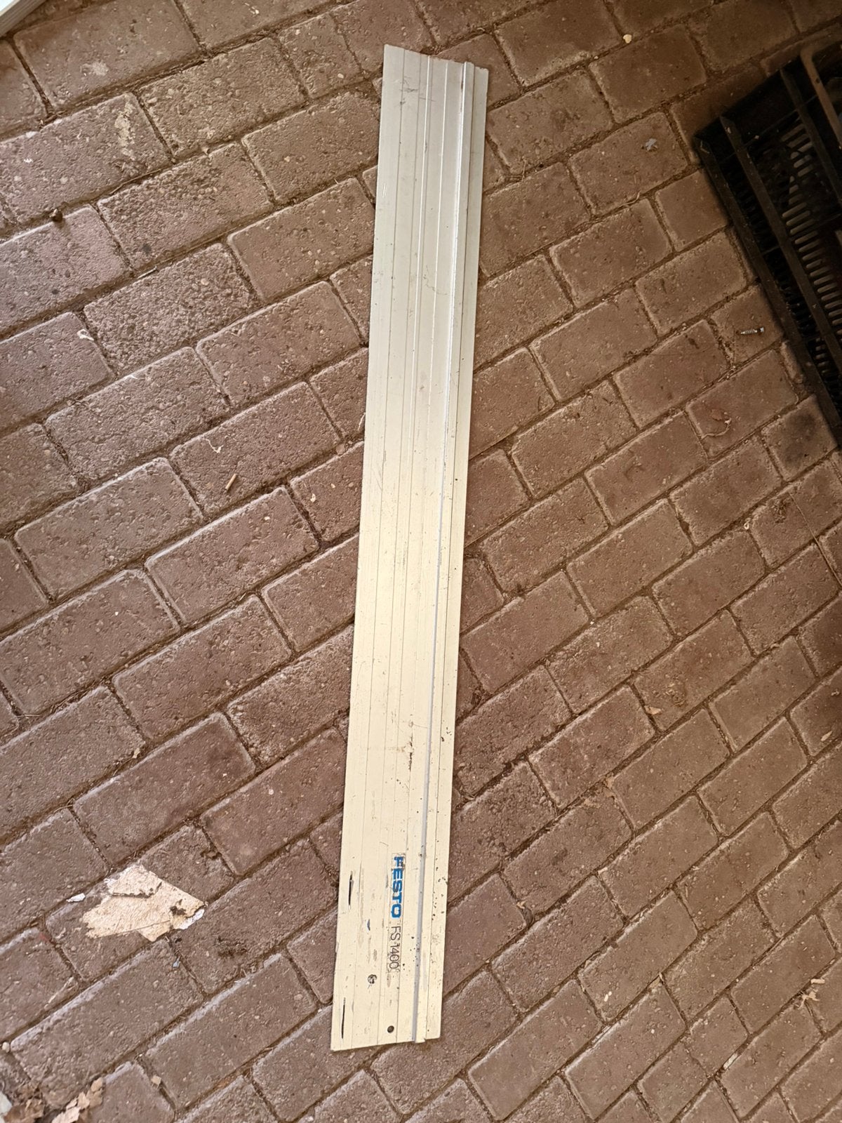 Festo FS1400, Ophalen, Decoupeerzaag, Zo goed als nieuw, 30 tot 70 mm