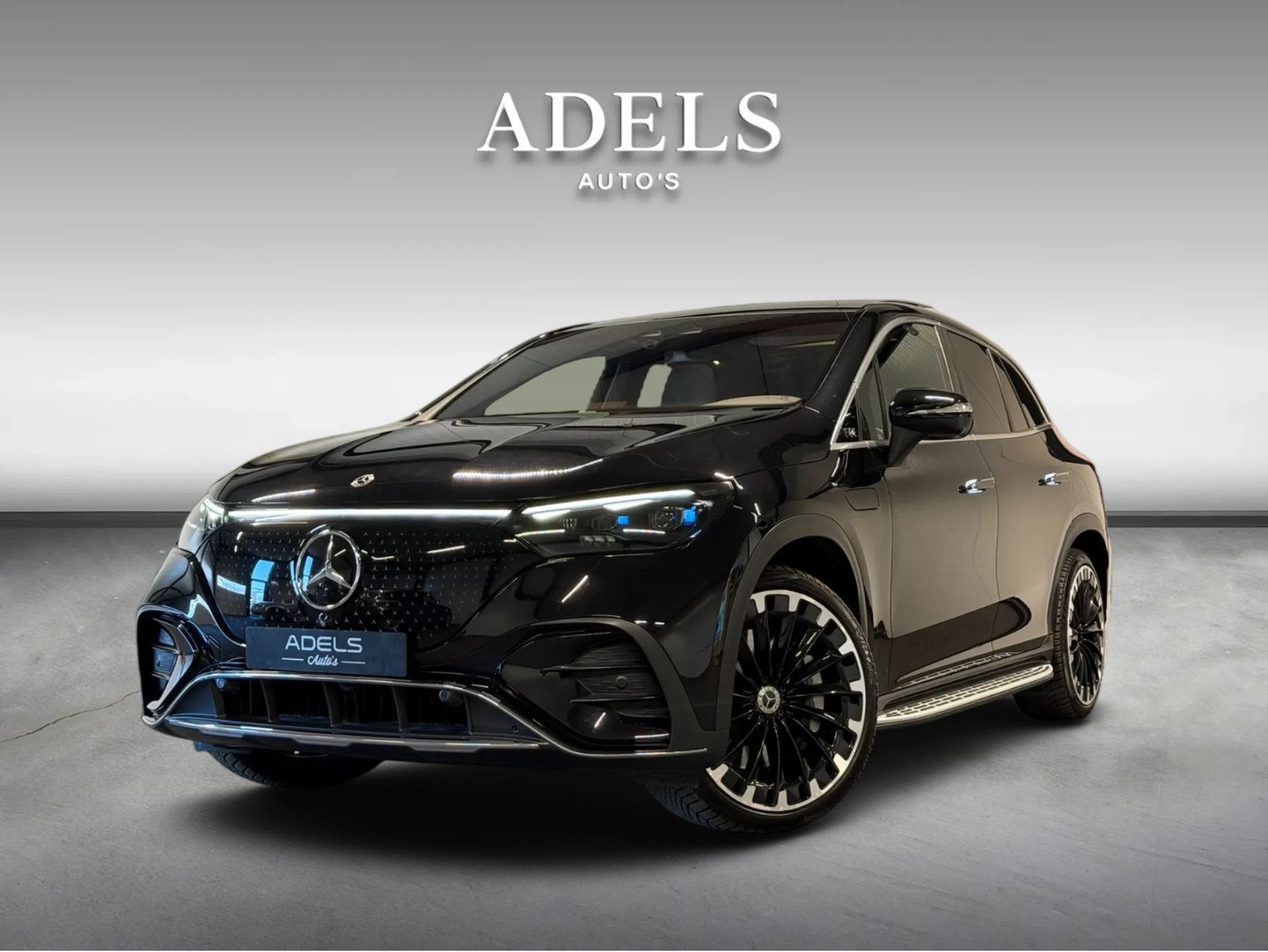 Mercedes-Benz EQE SUV 500 4Matic AMG Line 91 kWh Panodak Bur, Auto's, Automaat, Dealer onderhouden, Zwart, Zwart