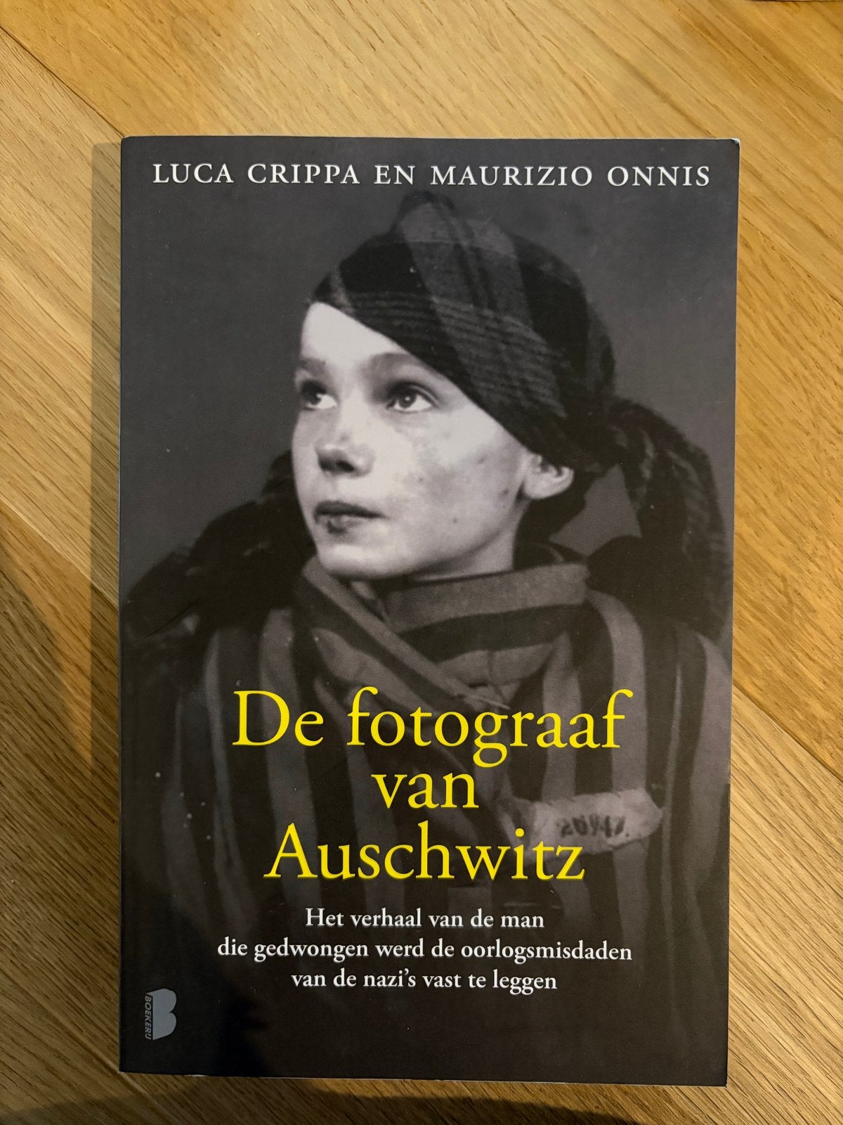 De fotograaf van Auschwitz - Luca Crippa & Maurizio Onnis, Ophalen of Verzenden, Tweede Wereldoorlog, Zo goed als nieuw, Overige onderwerpen