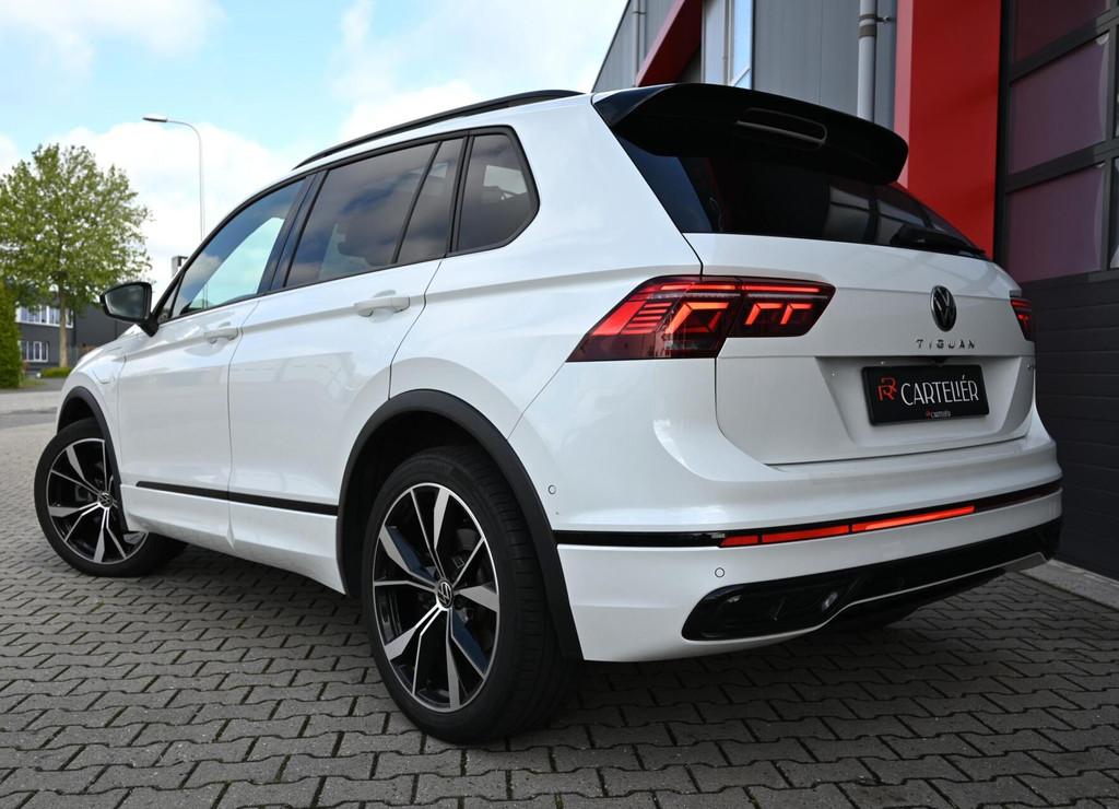 Volkswagen Tiguan 1.4 TSI eHybrid R-Line Business+ 245PK | P, 1716 kg, Zwart, 4 cilinders, Met garantie (alle)