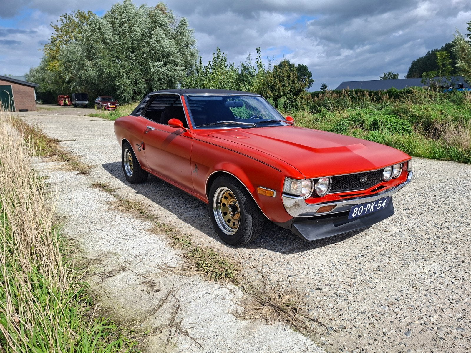 Toyota Celica 1.6 coupé oldtimer (1976), Auto's, Metallic lak, Zwart, 995 kg, Dealer onderhouden