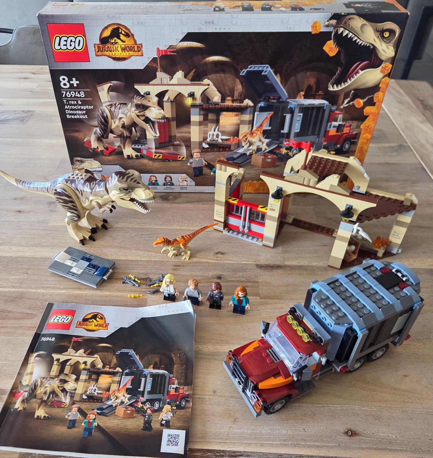 Lego Jurassic World 76948 T. rex & Atrociraptor Uitbraak, Kinderen en Baby's, Speelgoed | Duplo en Lego, Compleet, Jurassic World