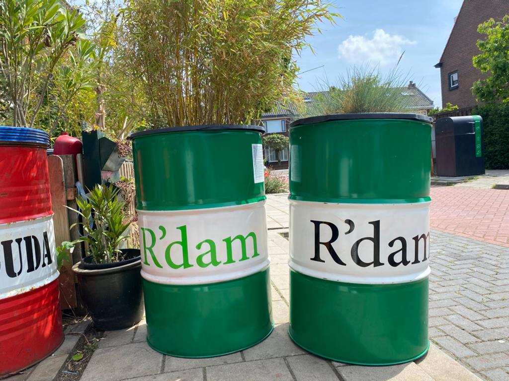 200L Vaten Rotterdam kleuren - Plantenbak/Statafel, Ophalen, Gebruikt, ., Minder dan 60 cm