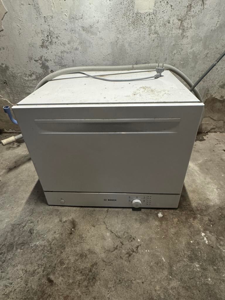 Compacte Bosch Tafel Vaatwasser - Ideaal voor kleine ruimtes, Witgoed en Apparatuur, Vaatwasmachines, Ophalen, Gebruikt, Minder dan 85 cm