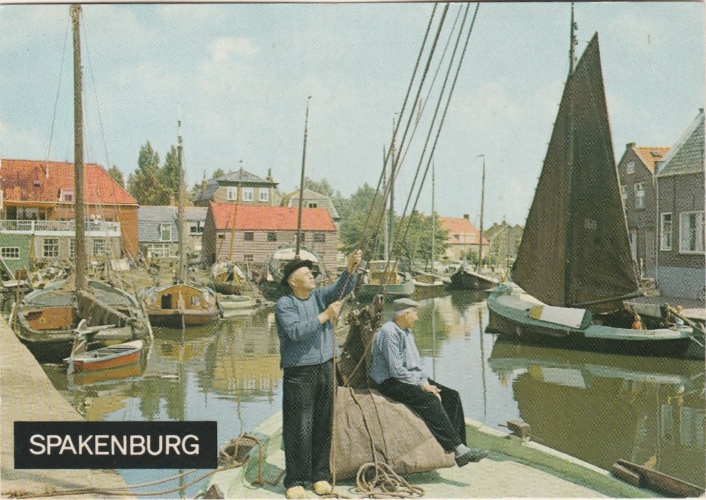 SPAKENBURG Haven met Scheepswerf, Verzamelen, Ansichtkaarten | Nederland, Verzenden, 1960 tot 1980, Gelopen, Utrecht