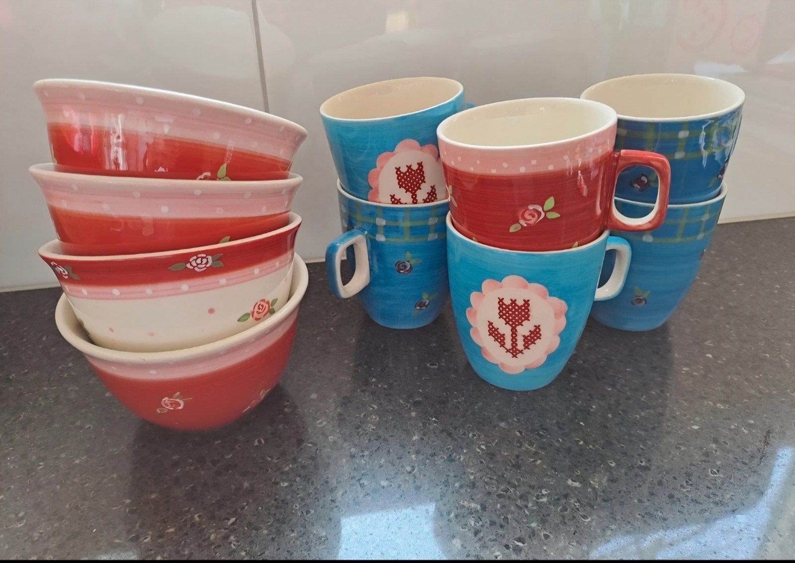 Froukje's Servies - set kommen en mokken, Ophalen, Gebruikt, Overige merken, Keramiek