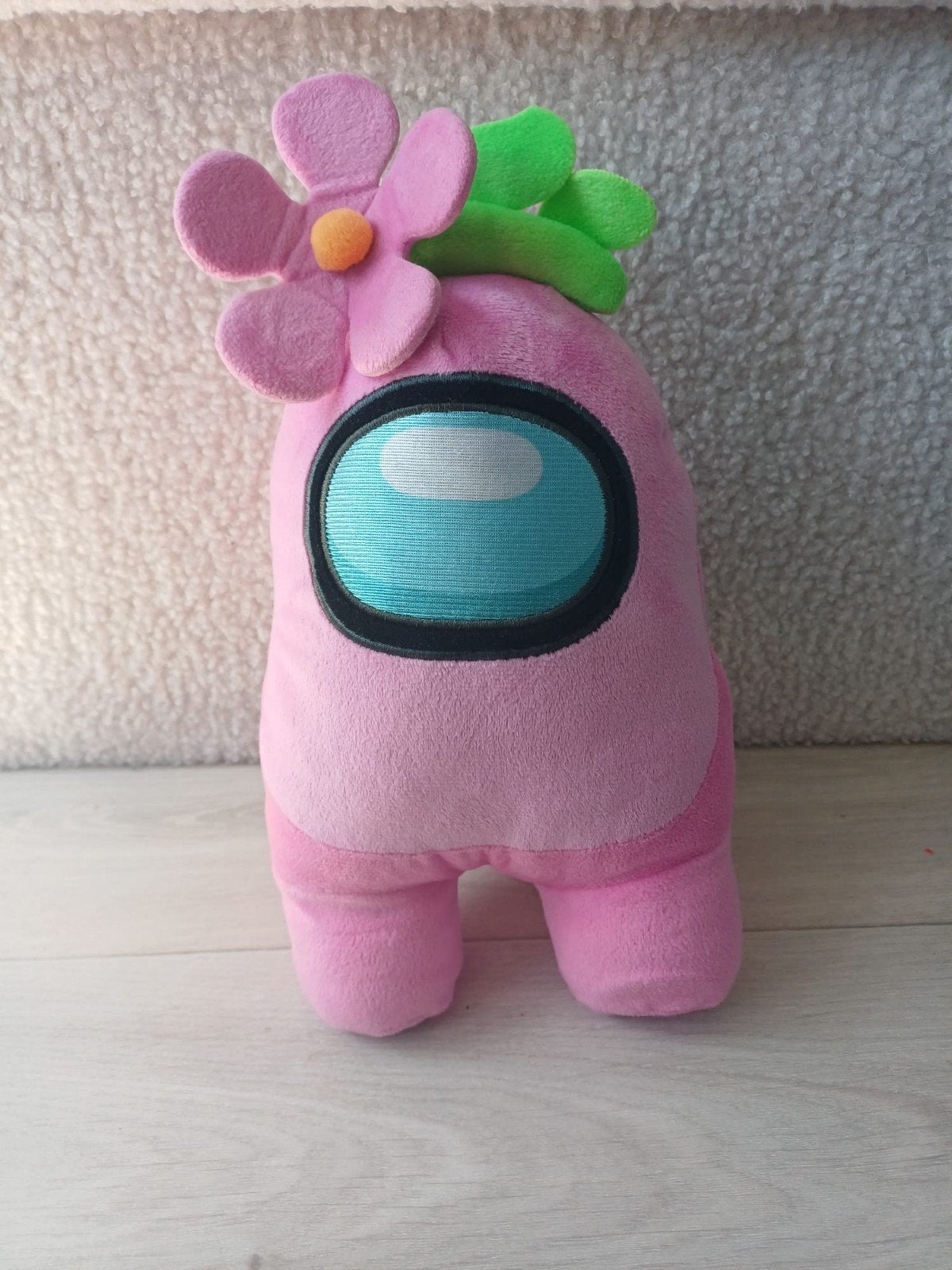 Among Us Knuffel Roze met Bloemenaccessoire, Ophalen, Overige merken, Overige karakters, Overige typen