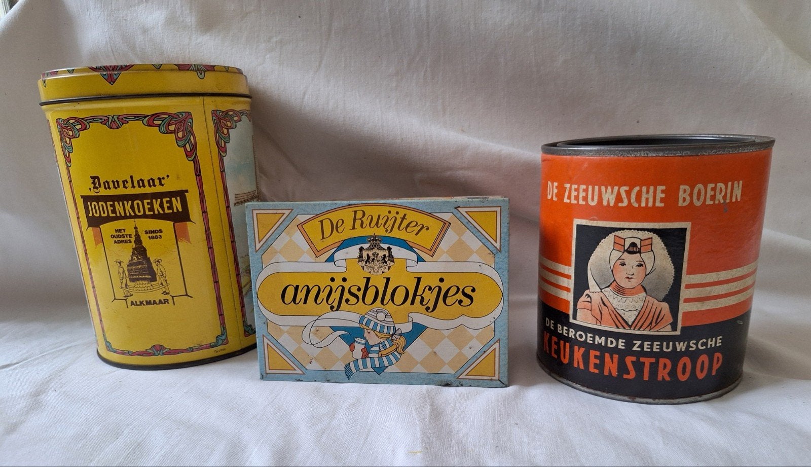 3 oude blikken.keukenstroop,koeken ,anijsblokjes zie foto's, Ophalen, Gebruikt, Overige