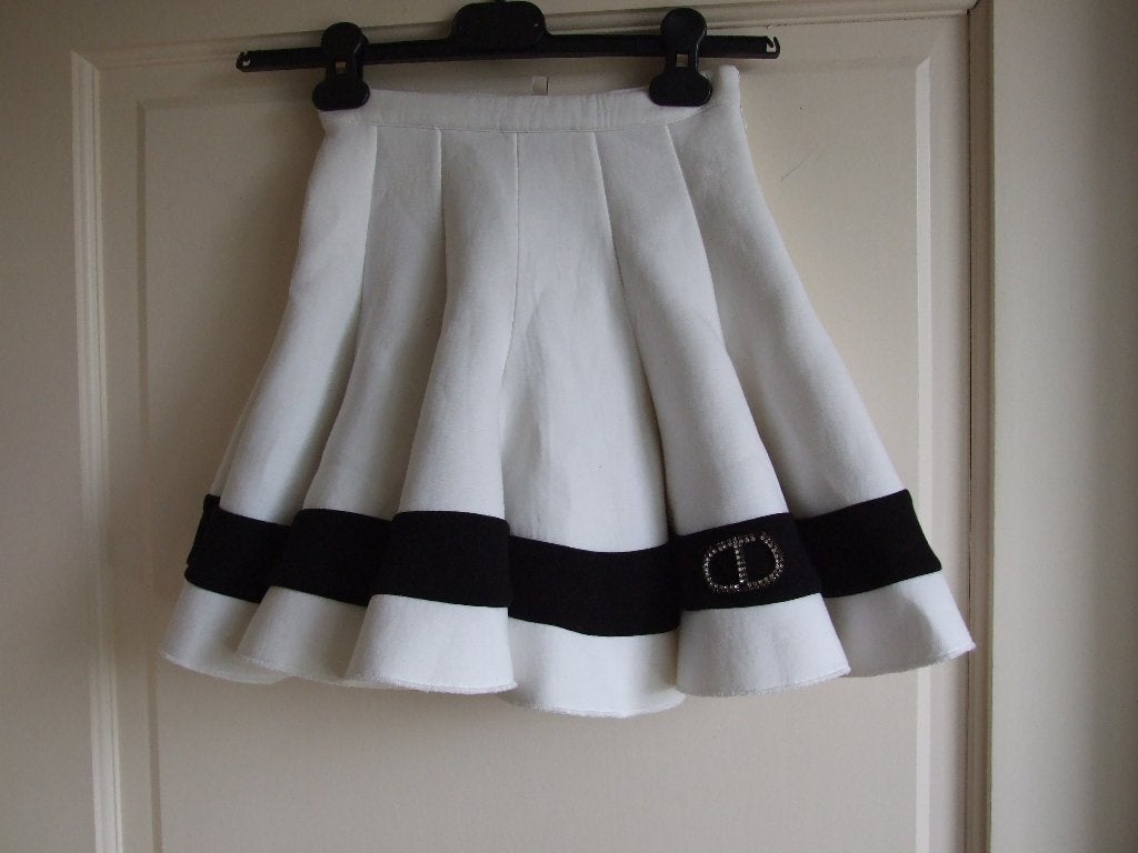 Twinset zgan cirkelrok offwhite zwart maat 116, Meisje, Ophalen of Verzenden, Zo goed als nieuw, Jurk of Rok