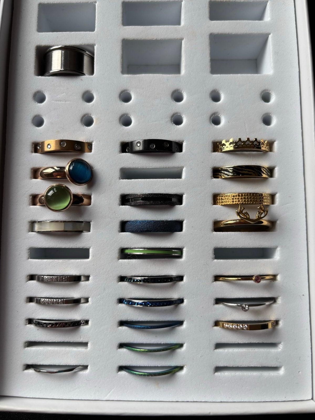 IXXXI Ringen set: Basisring maat 18 met vulringen maat 19, Sieraden, Tassen en Uiterlijk, Ringen, Ophalen, Overige kleuren, Zo goed als nieuw