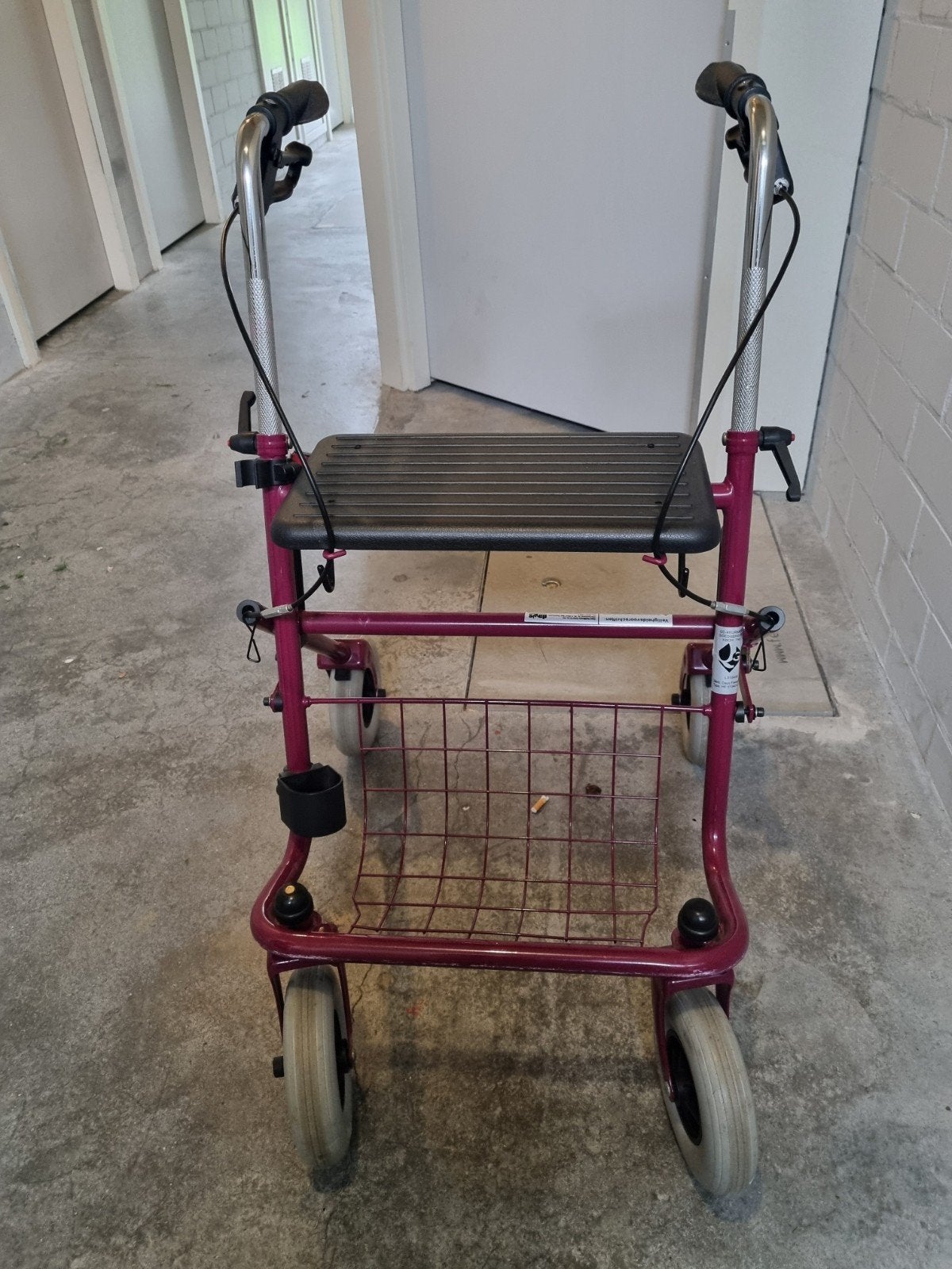 rollator igs niet inklapbaar, Ophalen, Gebruikt