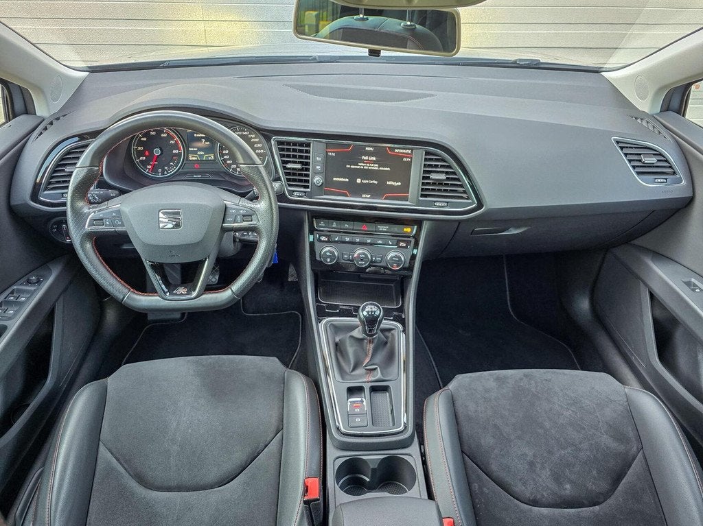 SEAT LEON 1.4 TSI FR 150 PK|CARPLAY|CAMERA|CRUISE, Auto's, 1141 kg, Gebruikt, Zwart, 4 cilinders