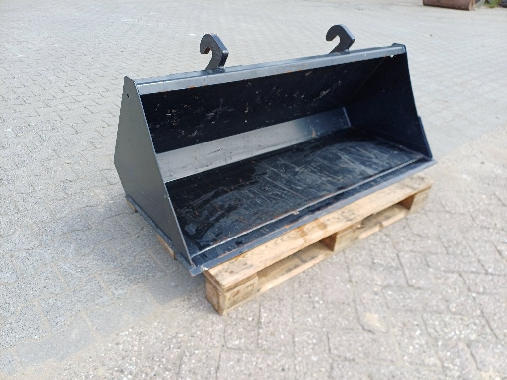 Grondbak, Tegelriek, Palletvorken, Puinbak, Stenenklem, Ophalen