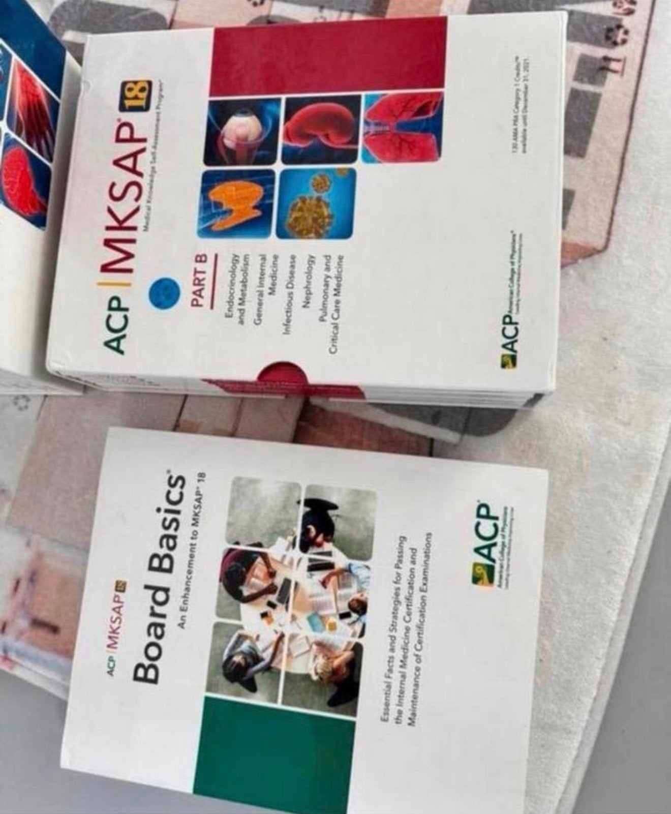 MKSAP 18, part A B boeken Artsen interne geneeskunde + Basic, Boeken, Ophalen of Verzenden, Nieuw, Gezondheid en Conditie