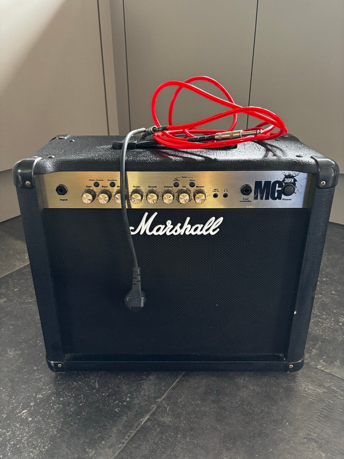 Marshall MG30FX Gitaarversterker - 30 Watt, Muziek en Instrumenten, Ophalen, Zo goed als nieuw, Gitaar, Minder dan 50 watt