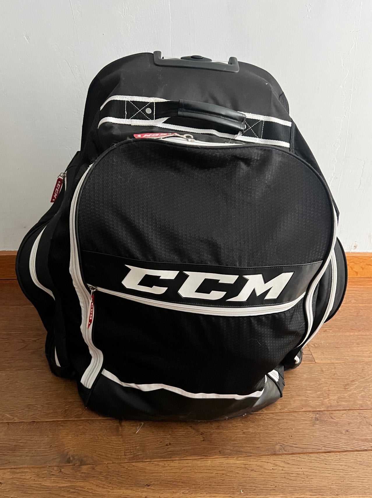 CCM ijshockeytas, Motoren, Ophalen, Gebruikt
