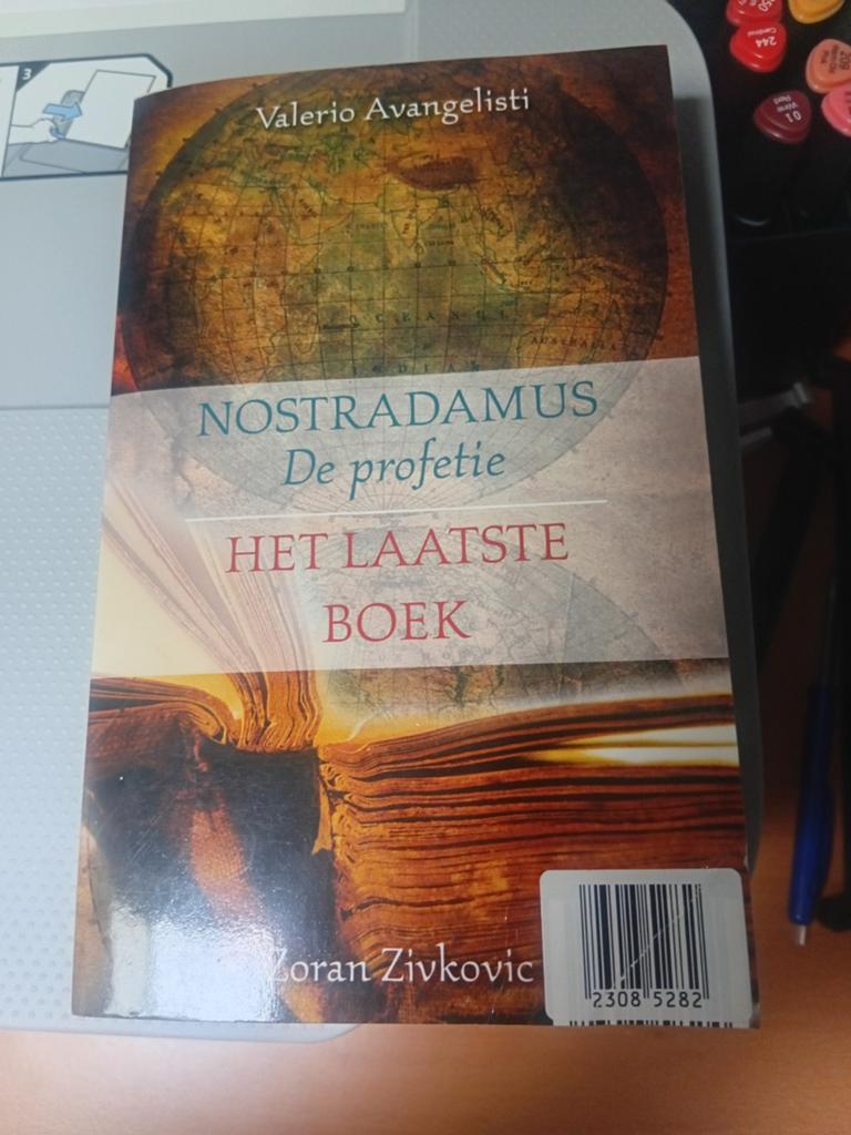 Nostradamus de profetie, Ophalen of Verzenden, Gelezen, Spiritualiteit algemeen, Achtergrond en Informatie