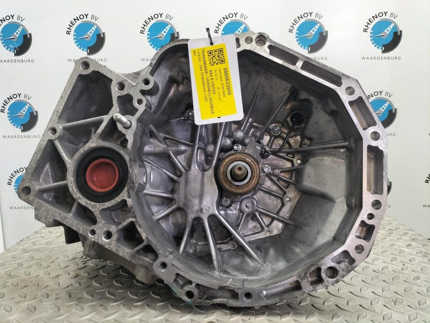 SUZUKI SX4 S CROSS TRANSMISSIE / VERSNELLINGSBAK 2019, Ophalen of Verzenden, Gebruikt, Stiba lid