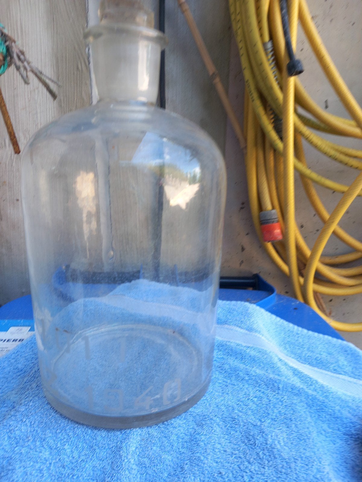 Antieke FNZ Glazen Fles met Stop - 36 cm Hoog, Dia 18 cm, Ophalen of Verzenden