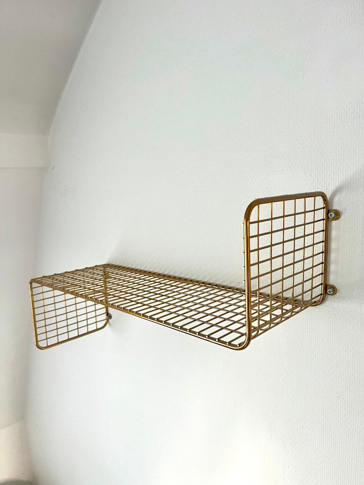 Ikea Svenshult, gouden wandrek, Huis en Inrichting, Woonaccessoires | Wandplanken en Boekenplanken, Ophalen, Zo goed als nieuw