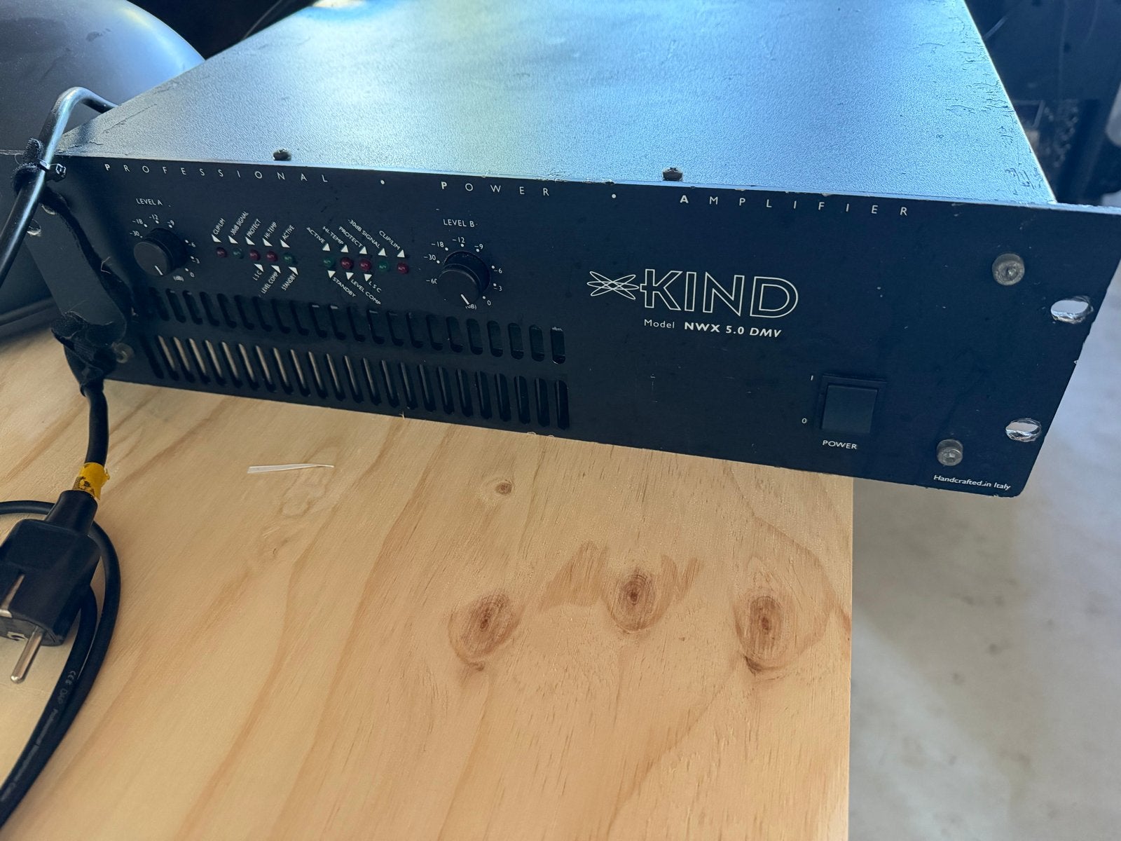 Kind Audio NWX 5.0 DMV Professionele Eindversterker, 120 watt of meer, Ophalen, Overige merken, Gebruikt