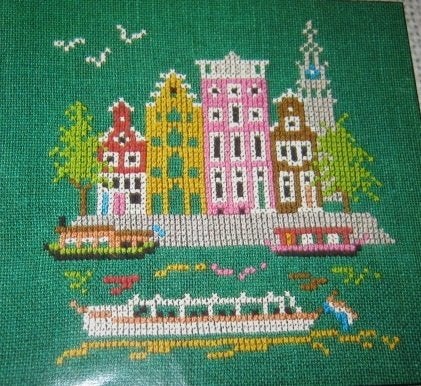 Borduurpatroon  Grachtenpanden Amsterdam   nr 5295 do, Verzenden, Nieuw, Handborduren, Patroon