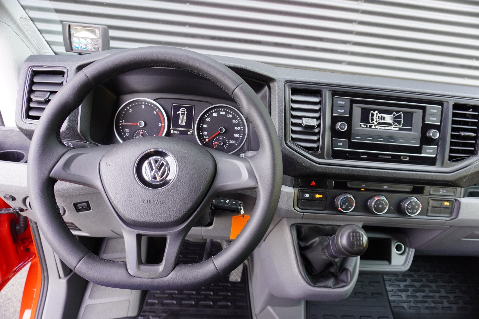 Volkswagen Crafter 140pk Koelwagen L3H3/L2H2 Zanotti Airco R, Auto's, Voorwielaandrijving, Gebruikt, 4 cilinders, Volkswagen