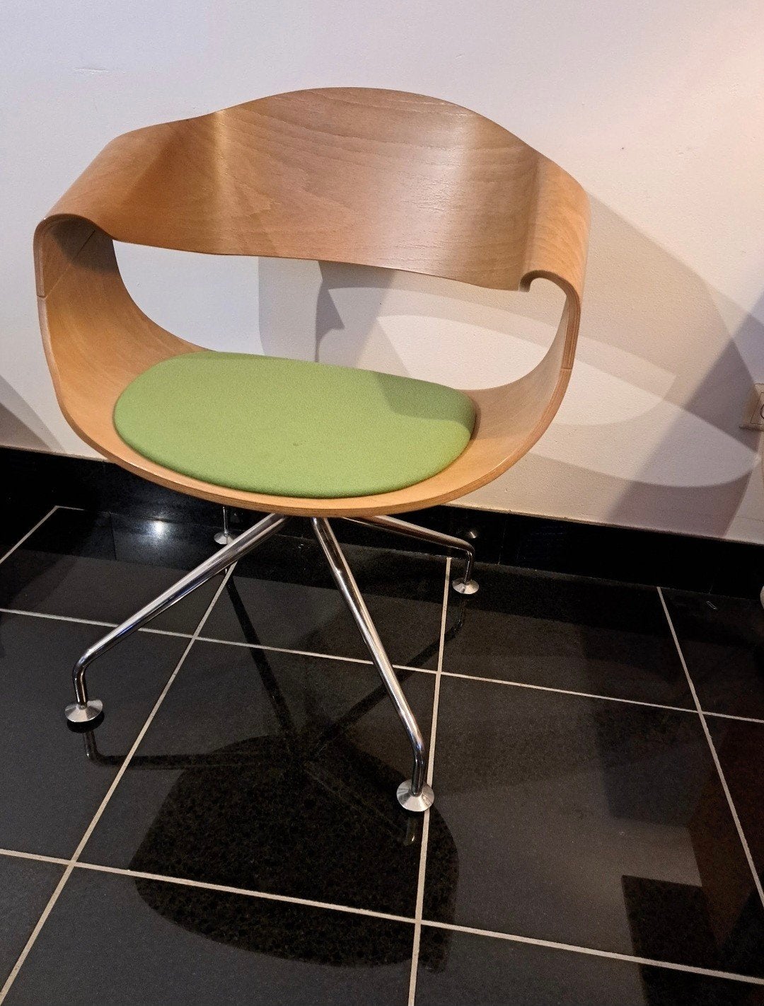 Vepa stoelen 6 stuks voor kantoor of thuis, Gebruikt, Bruin, Verzenden, Vijf, Zes of meer stoelen