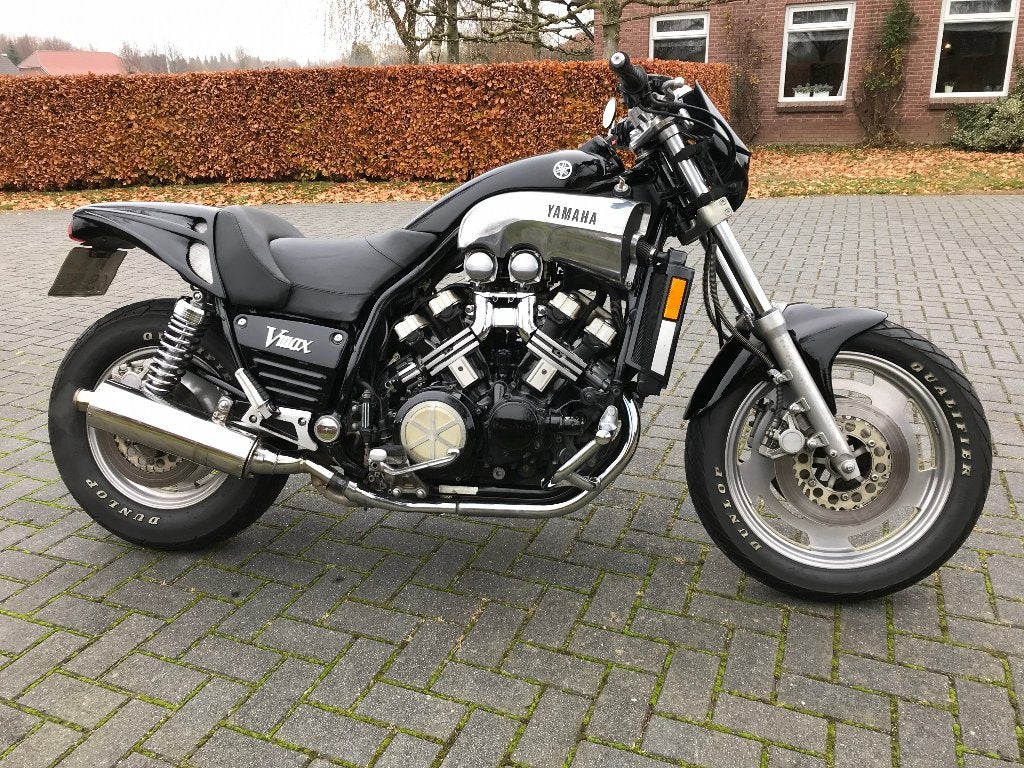 Yamaha V-Max 1200 145pk zwart nw banden en koppelingsplaten, Motoren, Motoren | Yamaha, Particulier, Naked bike, meer dan 35 kW