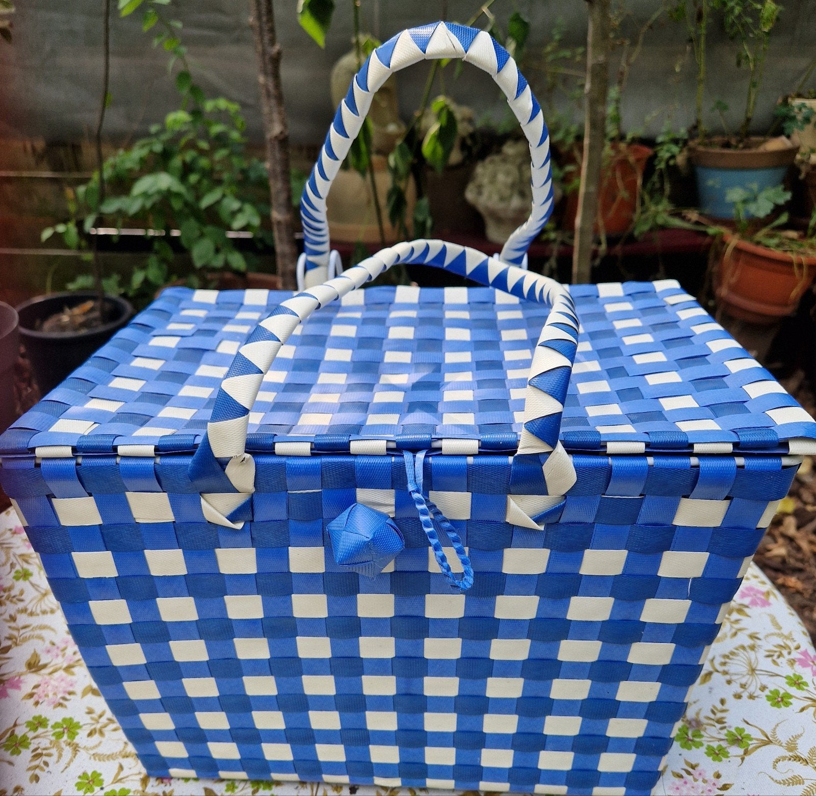 te koop aparte gevlochten fietsmand, Ophalen