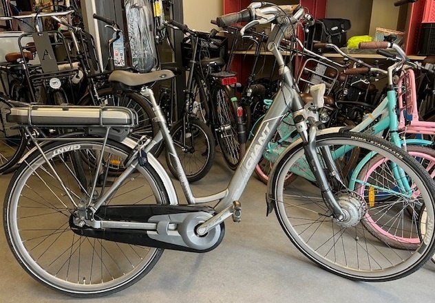 28 E-bike kalkhoff,giant,sparta,, 47 t/m 61cm + inruil 120km, Overige kleuren, Ophalen of Verzenden, Sneakers of Gympen, Onbekend