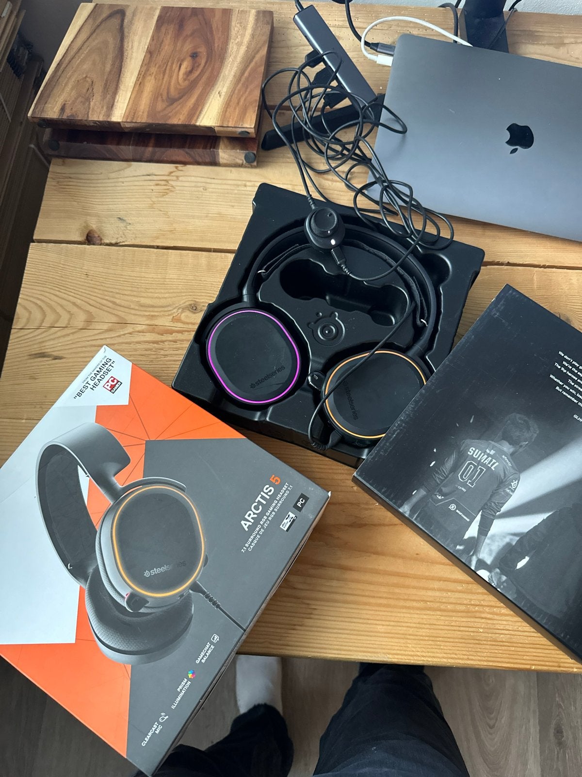 SteelSeries Arctis 5 Gaming Headset Zwart RGB met kabels, Computers en Software, Ophalen of Verzenden, Zo goed als nieuw, Over-ear